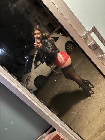 Britney , 25  female escort, Concord